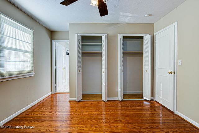 9412 Tiverton Way, Louisville, KY 40242