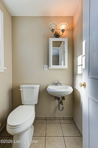 9412 Tiverton Way, Louisville, KY 40242