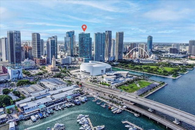888 Biscayne Boulevard 2002, Miami, FL 33132