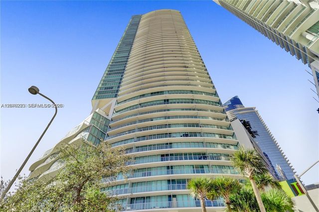 888 Biscayne Boulevard 2002, Miami, FL 33132