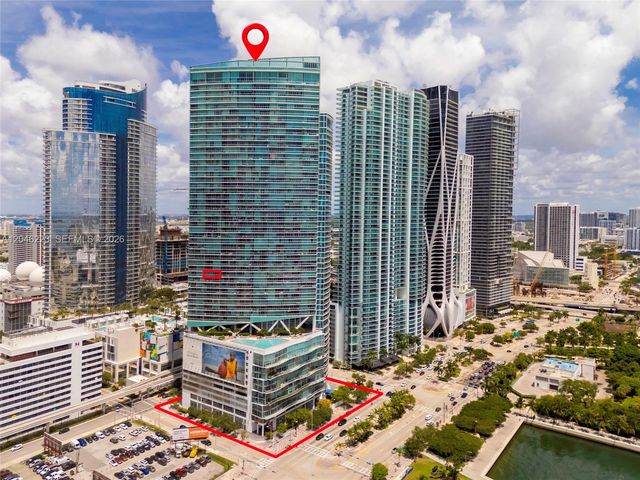 888 Biscayne Boulevard 2002, Miami, FL 33132