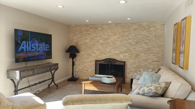 459 E Marigold Lane, Tempe, AZ 85288
