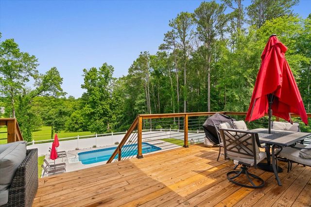 126 Bloomington Drive, Dalton, GA 30721