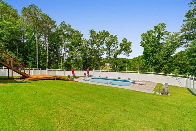 126 Bloomington Drive, Dalton, GA 30721