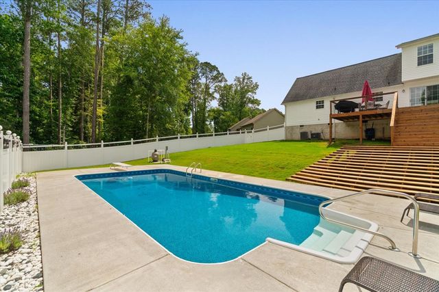 126 Bloomington Drive, Dalton, GA 30721