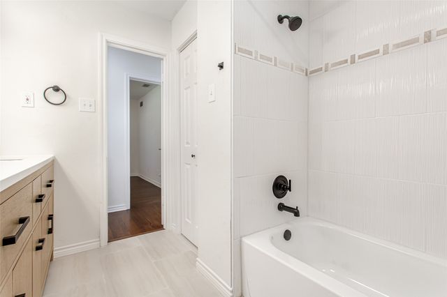 6737 Lakefair Circle, Dallas, TX 75214