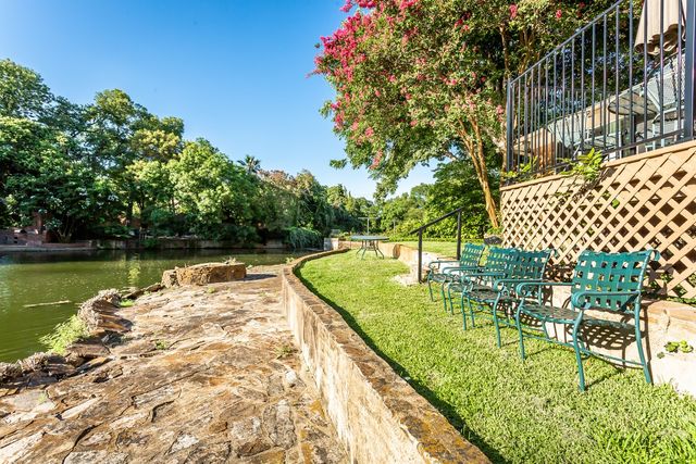 6737 Lakefair Circle, Dallas, TX 75214