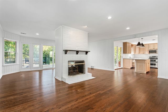 6737 Lakefair Circle, Dallas, TX 75214