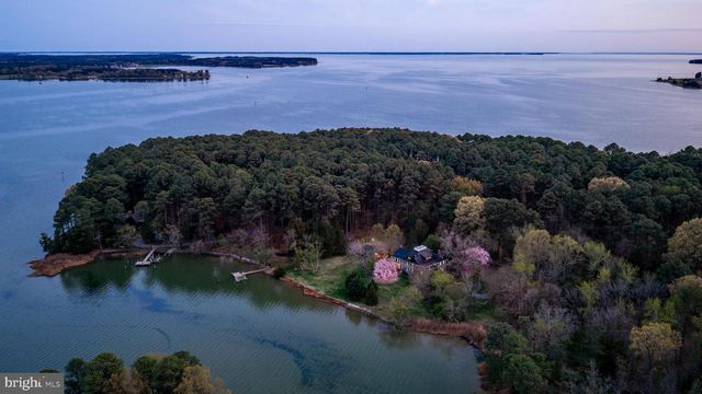 7421 QUAKER NECK RD, Bozman, MD 21612