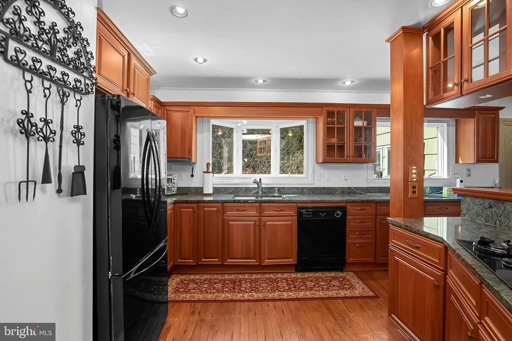 Image 16 of property listing at 7421 QUAKER NECK RD, Bozman, MD 21612