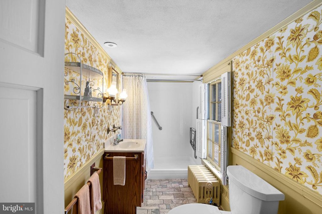 Image 23 of property listing at 7421 QUAKER NECK RD, Bozman, MD 21612