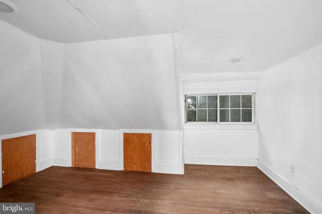 Image 38 of property listing at 7421 QUAKER NECK RD, Bozman, MD 21612