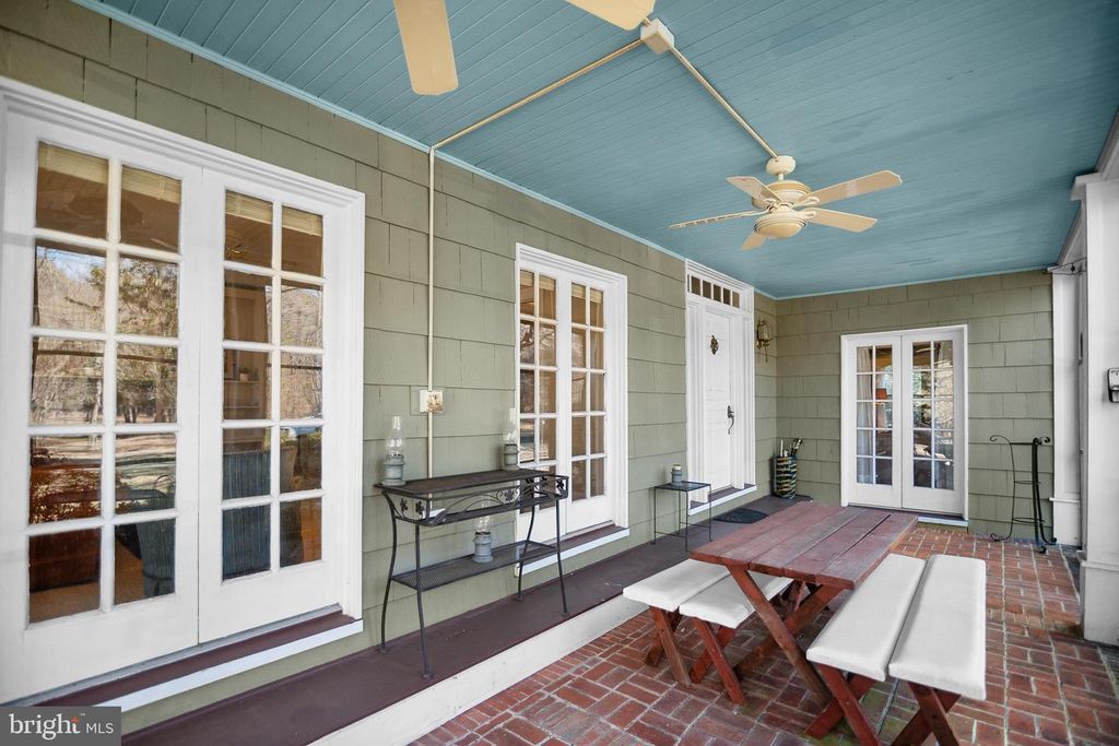 Image 45 of property listing at 7421 QUAKER NECK RD, Bozman, MD 21612