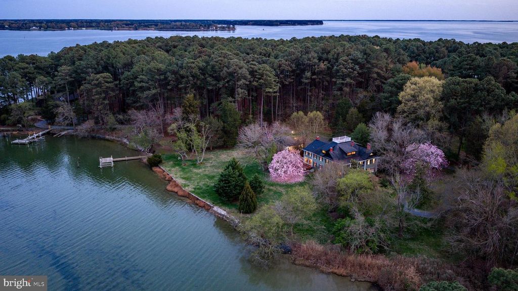 Image 58 of property listing at 7421 QUAKER NECK RD, Bozman, MD 21612