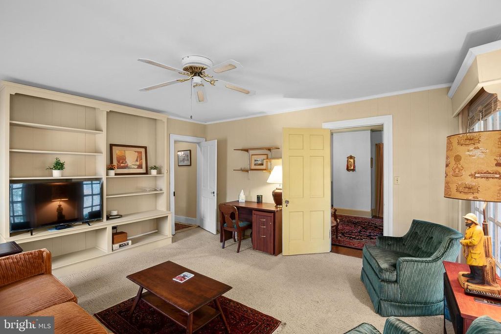 Image 7 of property listing at 7421 QUAKER NECK RD, Bozman, MD 21612