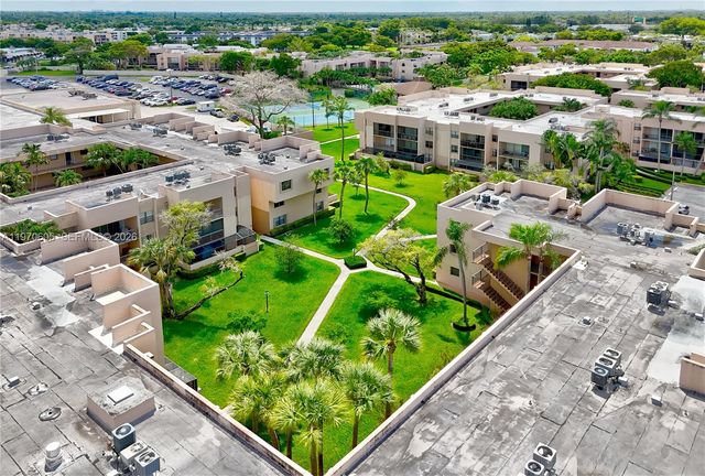 10525 SW 112th Ave 117, Miami, FL 33176