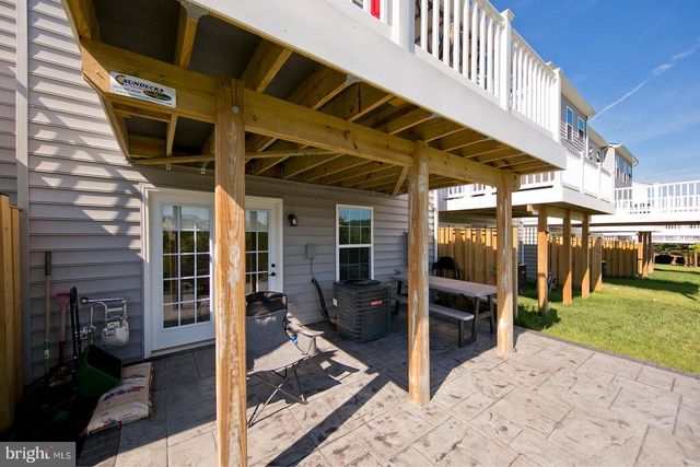 152 TROUT LILY DR, Lake Frederick, VA 22630