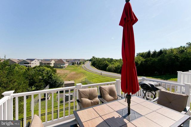 152 TROUT LILY DR, Lake Frederick, VA 22630