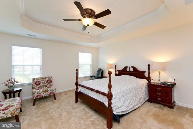 152 TROUT LILY DR, Lake Frederick, VA 22630