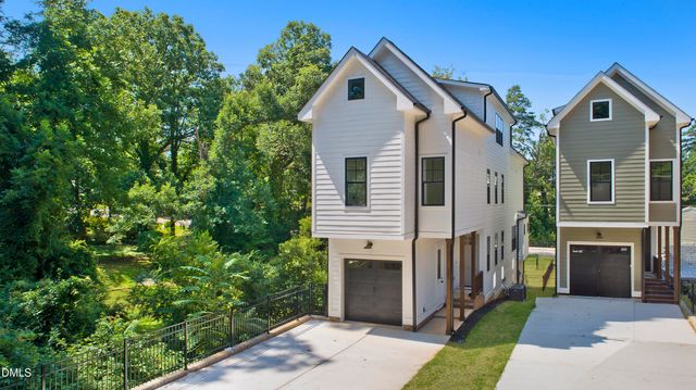 502 W Chatham Street, Apex, NC 27502