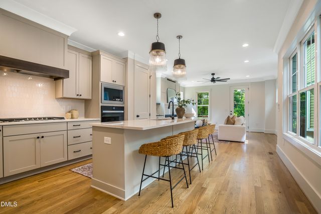 502 W Chatham Street, Apex, NC 27502