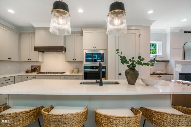 502 W Chatham Street, Apex, NC 27502