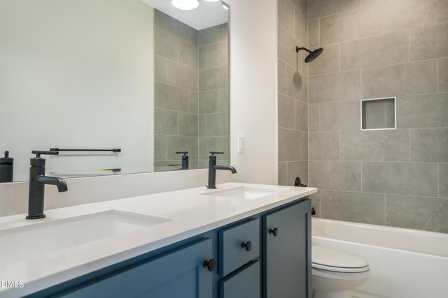 502 W Chatham Street, Apex, NC 27502