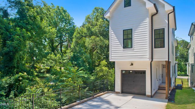 502 W Chatham Street, Apex, NC 27502