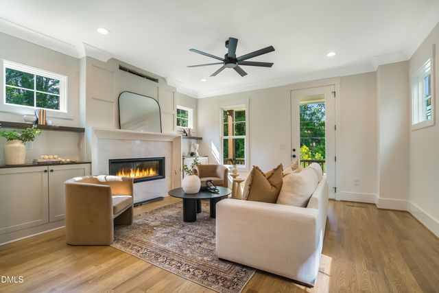 502 W Chatham Street, Apex, NC 27502