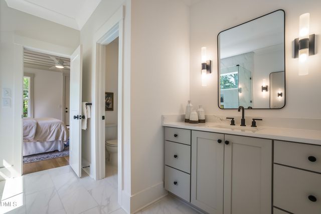 502 W Chatham Street, Apex, NC 27502