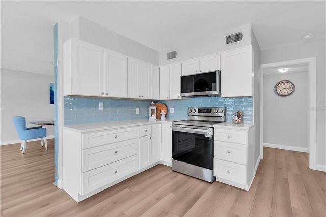 8800 GULF BOULEVARD, St Pete Beach, FL 33706
