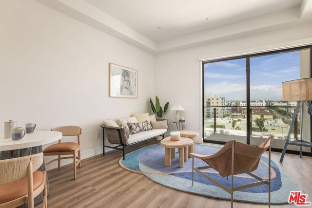 10401 Washington Boulevard PH837, Culver City, CA 90232