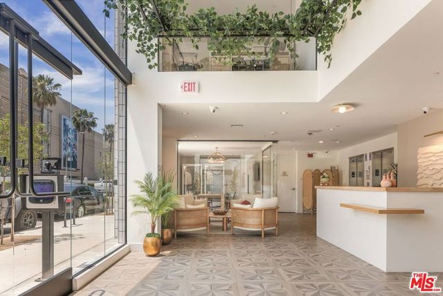 10401 Washington Boulevard PH837, Culver City, CA 90232