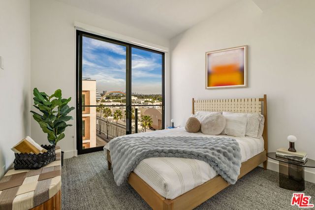 10401 Washington Boulevard PH837, Culver City, CA 90232