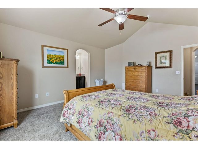 981 Antila Ave, Loveland, CO 80537