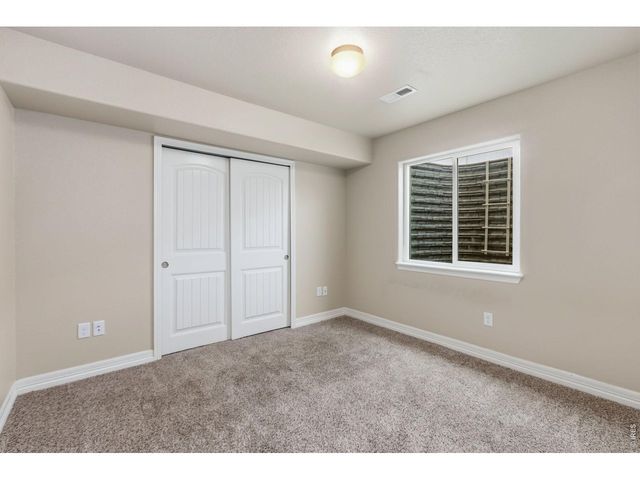 981 Antila Ave, Loveland, CO 80537