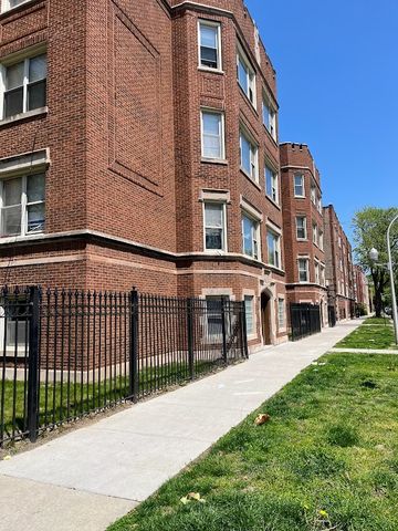 7655 S Yates Boulevard 2410-2, Chicago, IL 60649