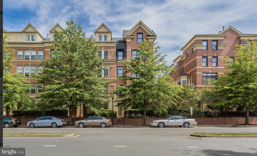 1127 KIRKWOOD RD, Arlington, VA 22201