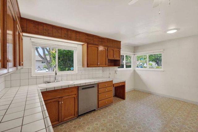 4842 Winton Way, San Jose, CA 95124