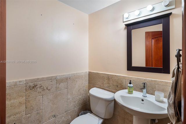 601 NE 36th st 2908, Miami, FL 33137