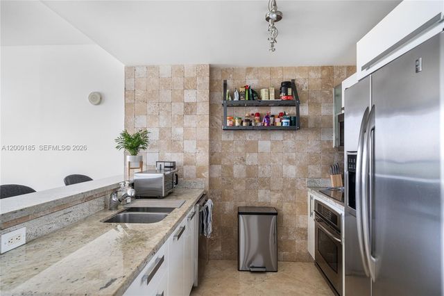 601 NE 36th st 2908, Miami, FL 33137