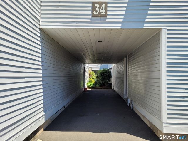 55 Mill Plain Road 34-3, Danbury, CT 06811