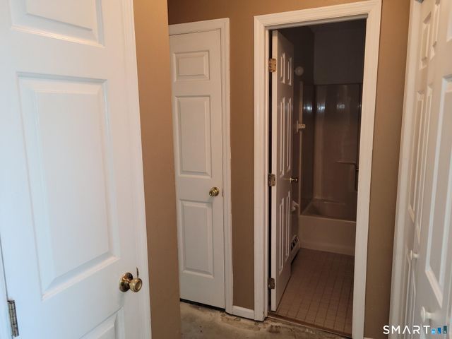55 Mill Plain Road 34-3, Danbury, CT 06811