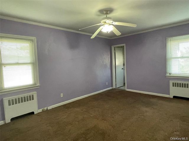 1115 Agnes Court, Valley Stream, NY 11580