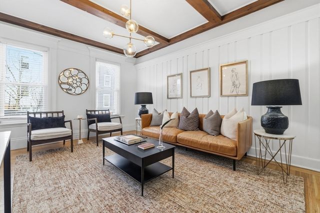 19 Linden St, Boston, MA 02127