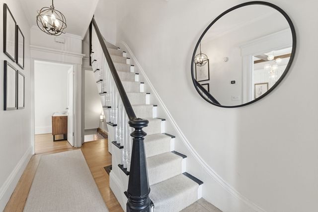 19 Linden St, Boston, MA 02127