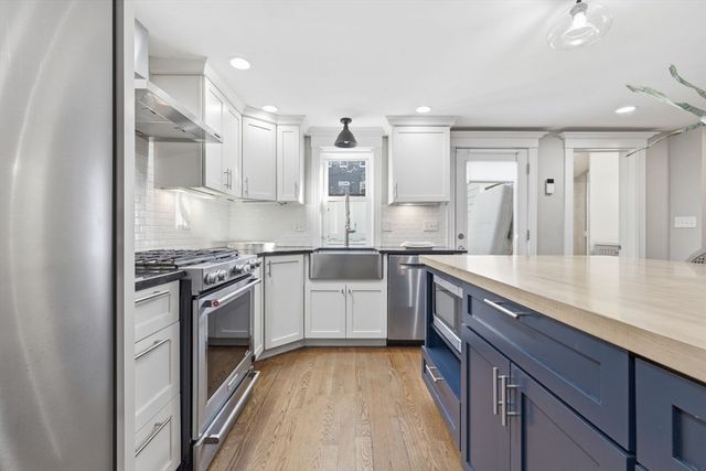 19 Linden St, Boston, MA 02127