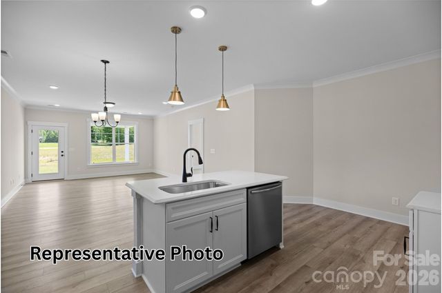 13110 Foxberry Road, Charlotte, NC 28213