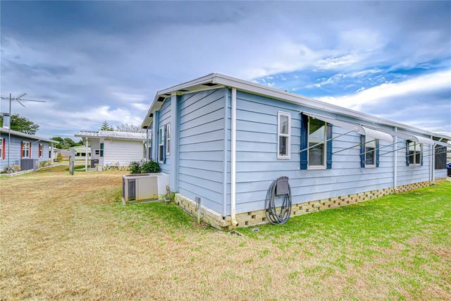 35203 MAKENZIE STREET, Zephyrhills, FL 33541