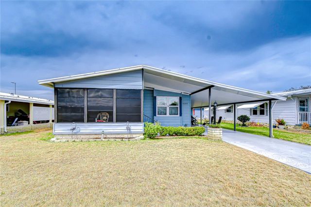 35203 MAKENZIE STREET, Zephyrhills, FL 33541